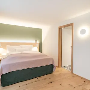  Hotel Wilma